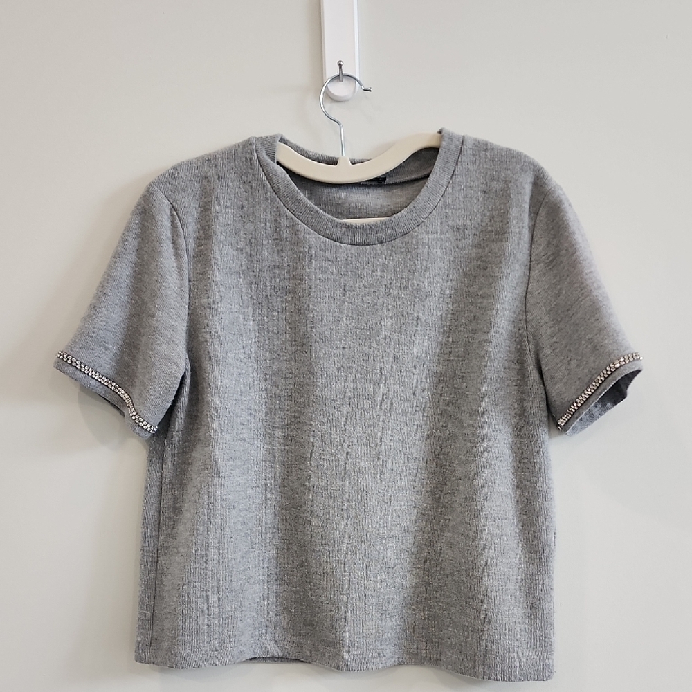 Zara Soft Gray Short Sleeve Sweater With Diamonds, Size L